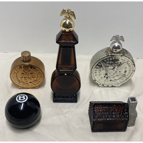 Lot of 5 Avon Men's Wild Country Cologne Bottles Coins, Log Cabin, 8-Ball & More - Picture 3 of 16